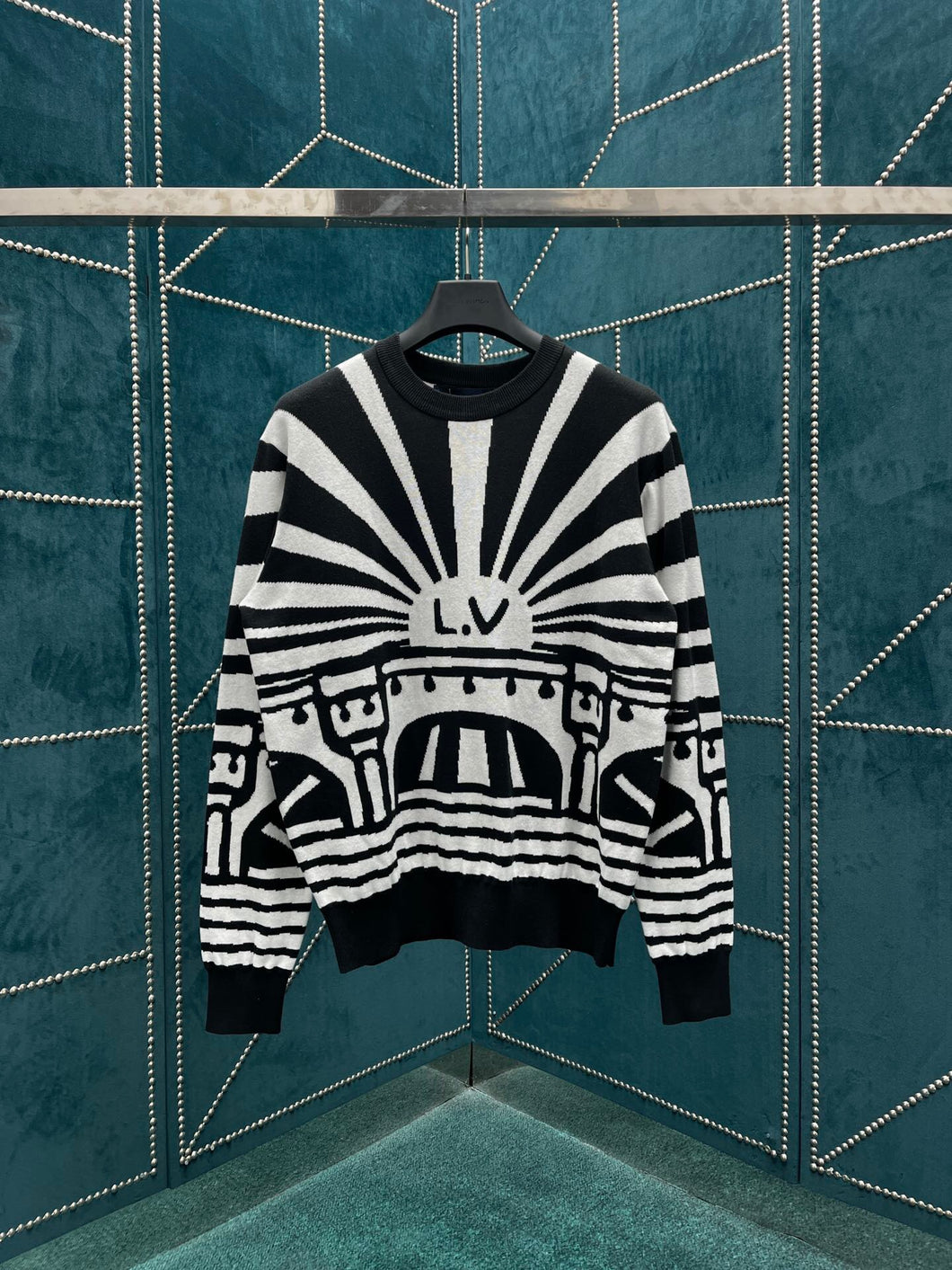 LU1602 1V Pont Neuf Sweater