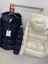 Load image into Gallery viewer, MC2075 Down Coat
