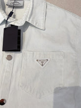 Load image into Gallery viewer, Prad denim badge short sleeve button down
