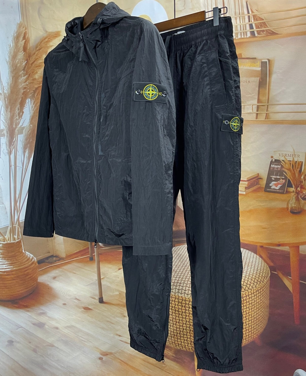 SI843 Stone Island Metal Wire Texture Sunscreen Winter Tracksuit