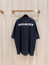 Load image into Gallery viewer, VT076 Vetements Oversized T-shirt
