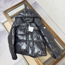 Load image into Gallery viewer, MC2077 Down Coat
