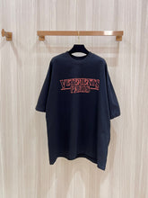 Load image into Gallery viewer, VT078 Vetements T-shirt
