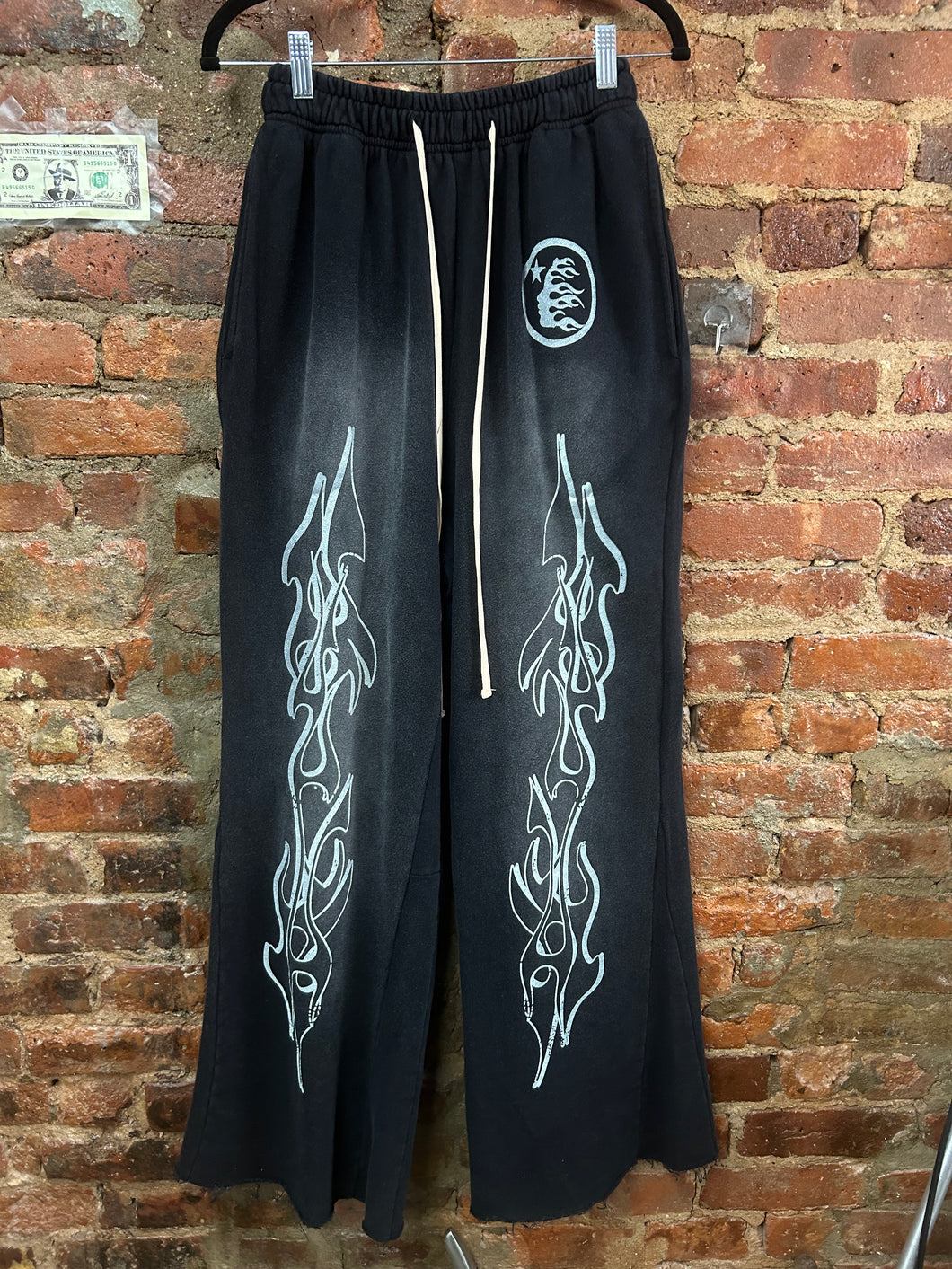 Black hellstar pants