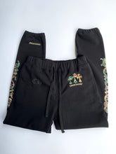 Load image into Gallery viewer, CH camo joggers
