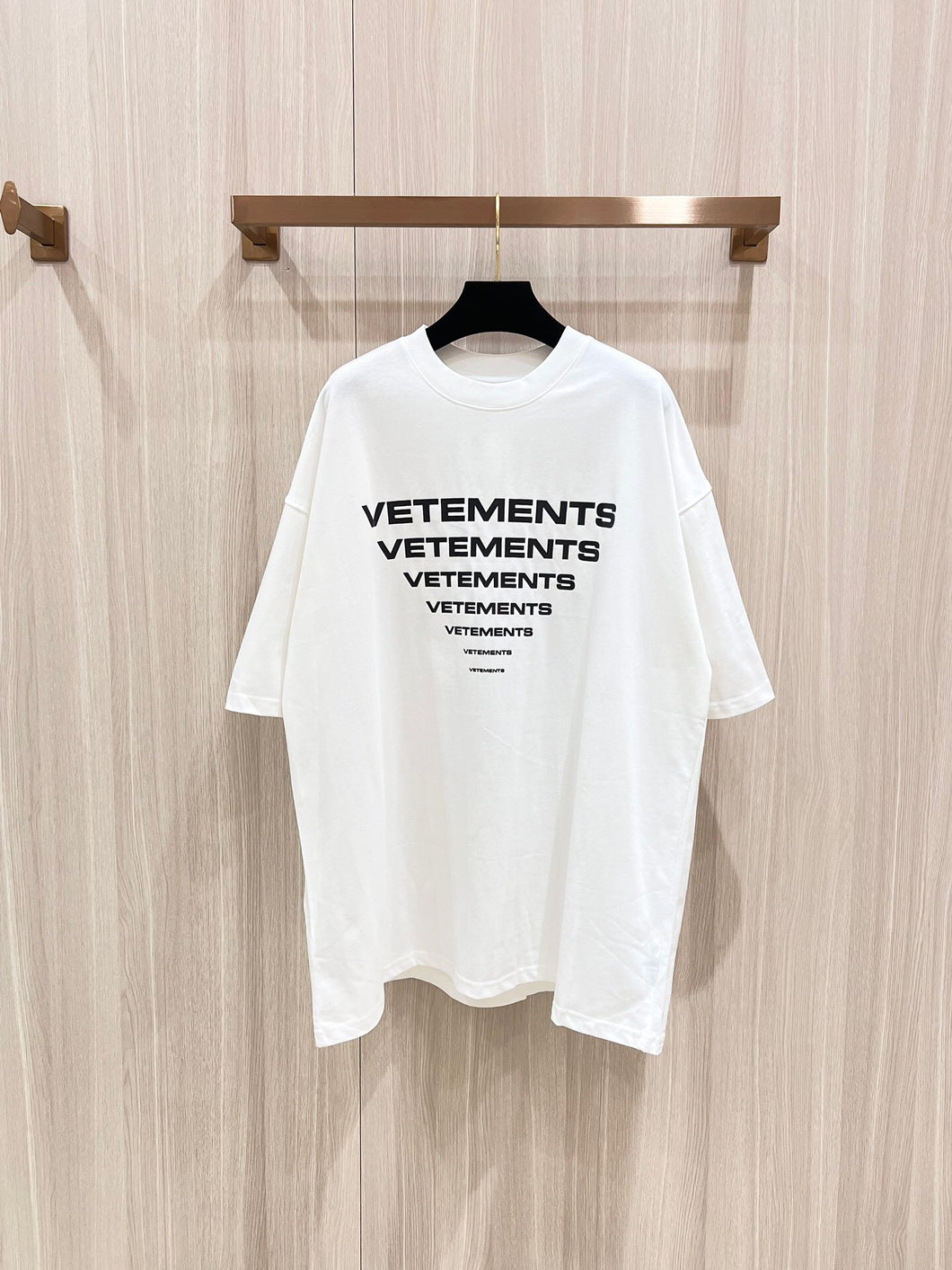 VT080 Vetements Oversized T-shirt