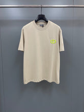 Load image into Gallery viewer, DR884 CD Icon Embroidery T-shirt
