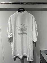 Load image into Gallery viewer, BL1094 BLCG Add Oversized T-shirt Original Quality
