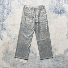 Load image into Gallery viewer, DD sliver painted denim
