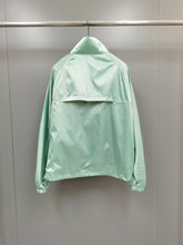 Load image into Gallery viewer, CD mint windbreaker
