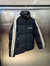 Load image into Gallery viewer, Palm striped down jacket black
