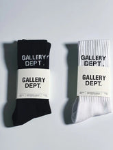 Load image into Gallery viewer, Gallery towel socks
