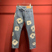 Load image into Gallery viewer, Denim tears jeans jumbo logo
