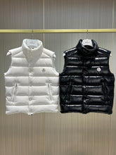 Load image into Gallery viewer, MC1591 Moncl Tib Stand Collar Down Waistcoat
