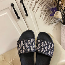 Load image into Gallery viewer, DD slides classic
