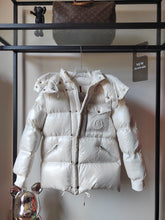 Load image into Gallery viewer, MC1595 Moncl Down Coat
