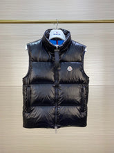 Load image into Gallery viewer, MC1576 Mcl Down Waistcoat
