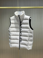 Load image into Gallery viewer, MC1593 Moncl Cenis Down Waistcoat

