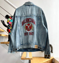 Load image into Gallery viewer, BB crest denim embroidered denim jacket
