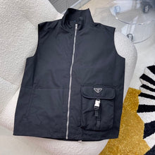 Load image into Gallery viewer, P pocket vest
