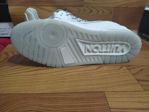 LVV trainer white