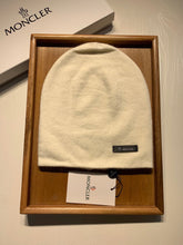 Load image into Gallery viewer, 18
