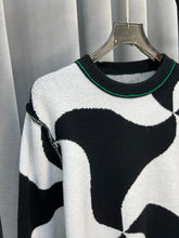 Load image into Gallery viewer, 3205
