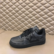 Load image into Gallery viewer, Monogram black out AF1
