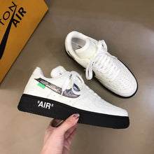 Load image into Gallery viewer, Monogram black sold AF1
