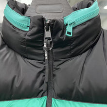 Load image into Gallery viewer, MC1580 2022 Moncl Peuplier Down Coat
