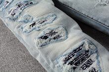 Load image into Gallery viewer, Blue wash black bandana denim
