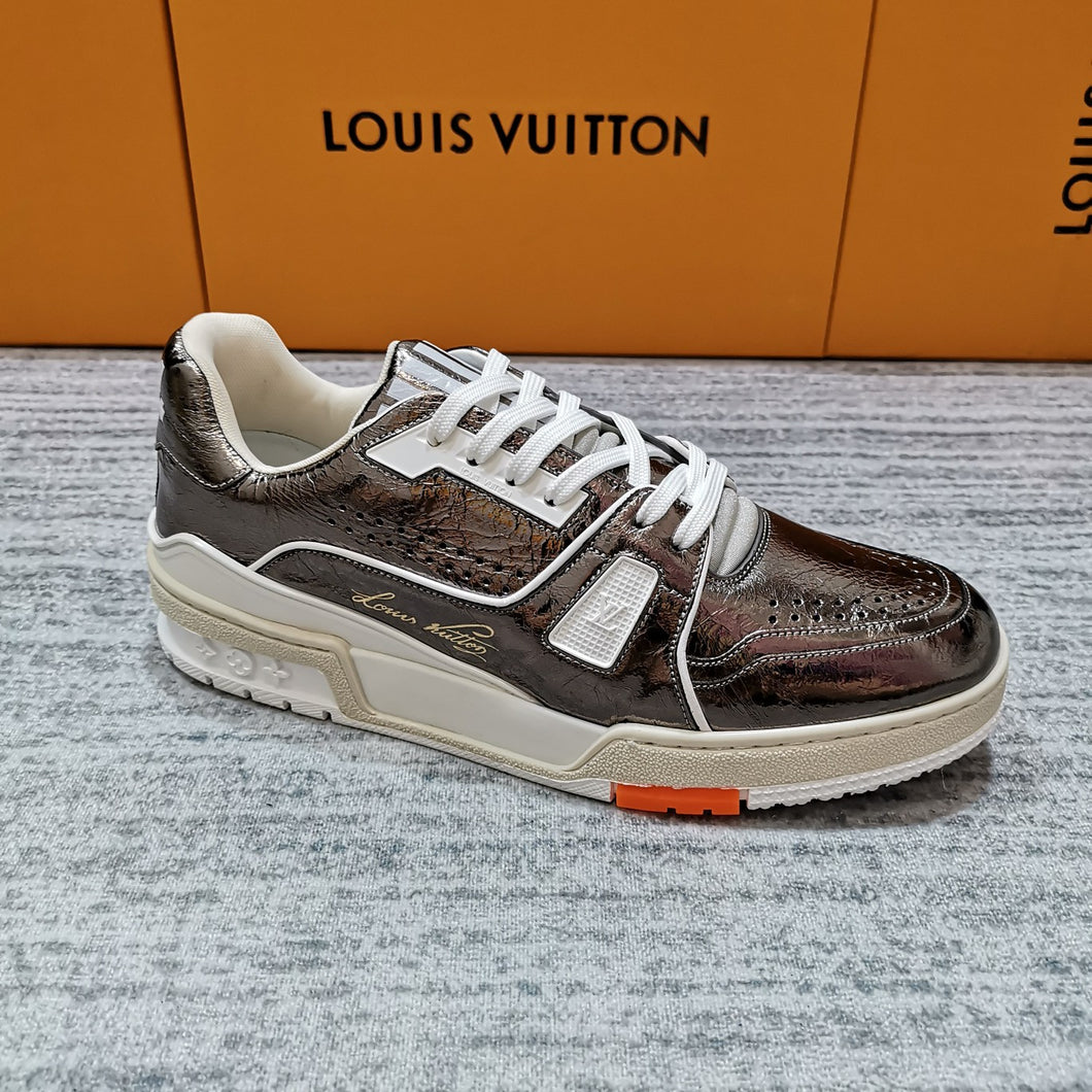 LVV trainer dark silver