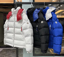 Load image into Gallery viewer, MC1583 Moncl Poirier Down Coat
