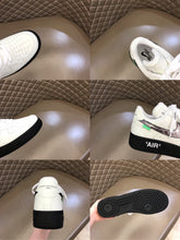 Load image into Gallery viewer, Monogram black sold AF1
