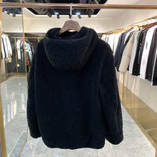 Load image into Gallery viewer, DD black furry pullover
