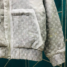 Load image into Gallery viewer, Monogram gray puffy zip up
