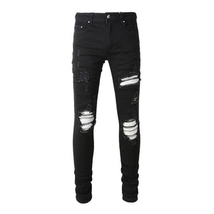 Amiri 877