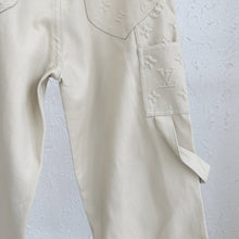 Load image into Gallery viewer, Monogram cream embossed denim set
