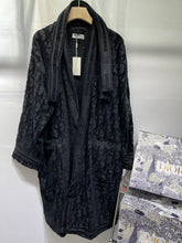 Load image into Gallery viewer, DD robe
