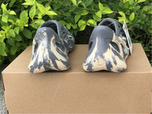 Load image into Gallery viewer, Gray foam runners
